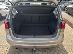 Volkswagen-Golf Sportsvan-7