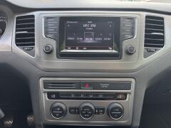 Volkswagen-Golf Sportsvan-22