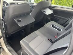 Volkswagen-Golf Sportsvan-14